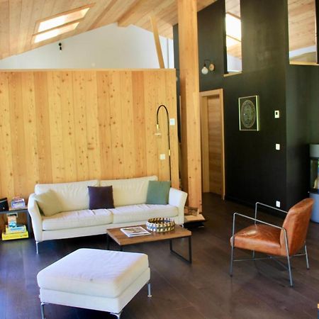 Modern Chalet With Garden Шамони Экстерьер фото