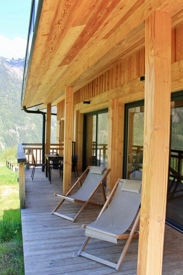 Modern Chalet With Garden Шамони Экстерьер фото